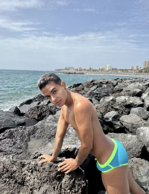 Lorenzo photo 26, asian, athletic, blonde hair, 170 cm, 56 kg, Hong Kong