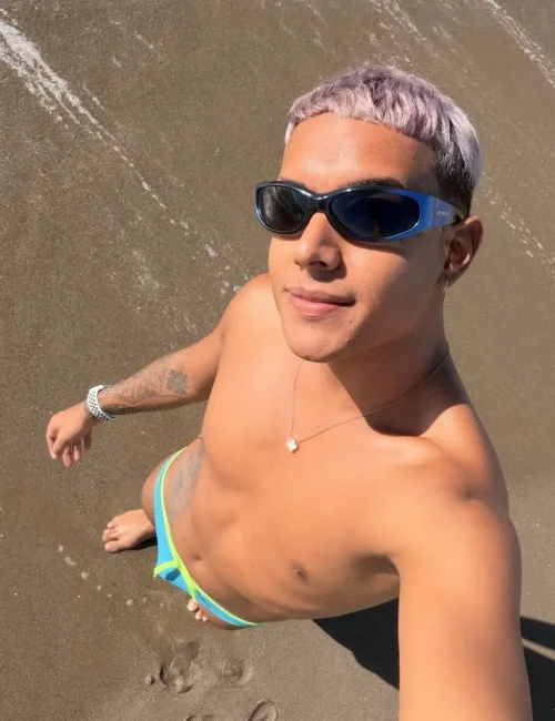 Lorenzo photo 4, asian, athletic, blonde hair, 170 cm, 56 kg, Hong Kong
