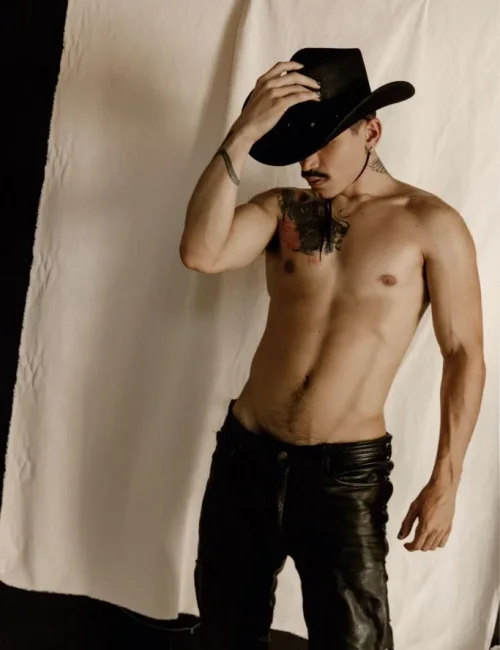 Donato photo 4, european, average, black hair, 183 cm, 79 kg, Hong Kong