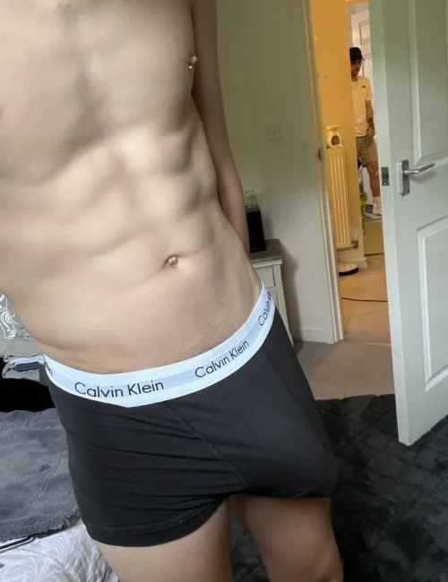 Mason photo 10, european, slim, brunette, 185 cm, 56 kg, Hong Kong