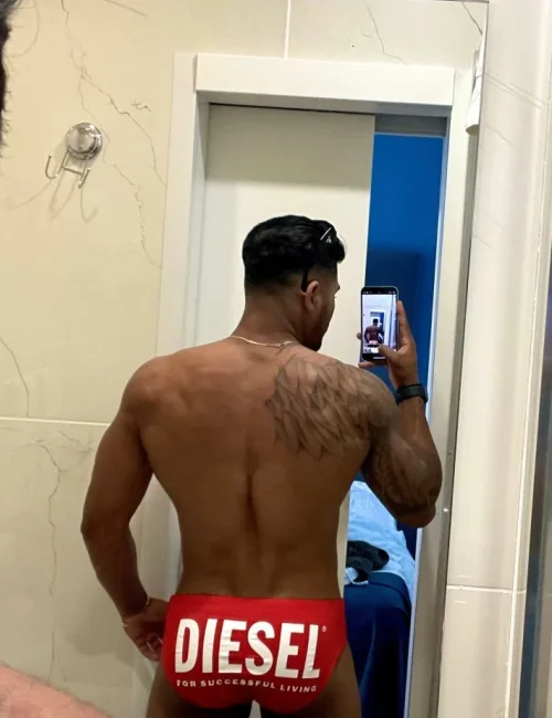 Armando photo 15, ebony, curvy, black hair, 180 cm, 86 kg, Hong Kong