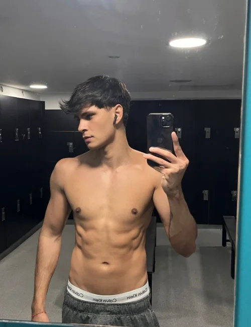 Patrick photo 7, asian, athletic, brunette, 175 cm, 65 kg, Hong Kong