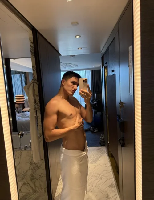 Vicente photo 6, ebony, average, black hair, 185 cm, 77 kg, Hong Kong