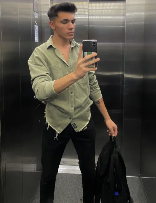 Xander photo 7, european, average, black hair, 180 cm, 77 kg, Hong Kong