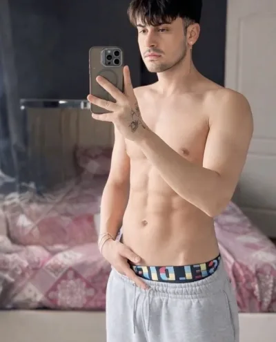 Callum photo 1, asian, athletic, black hair, 175 cm, 65 kg, Hong Kong