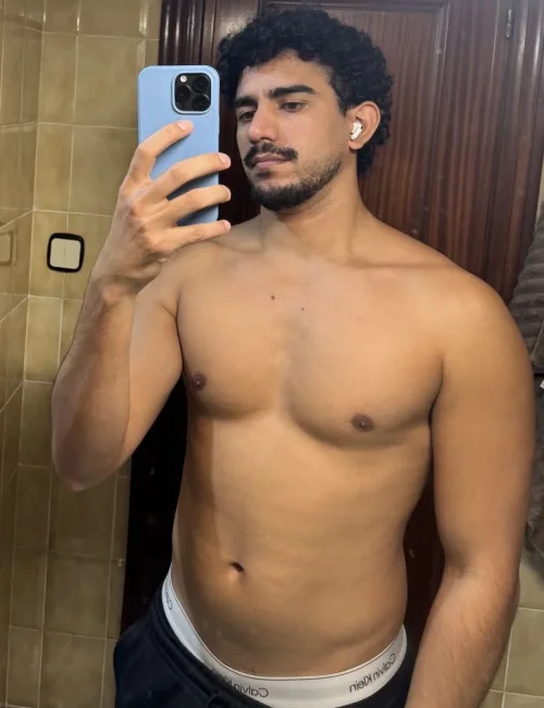 Vergon photo 3, asian, average, black hair, 183 cm, 83 kg, Hong Kong