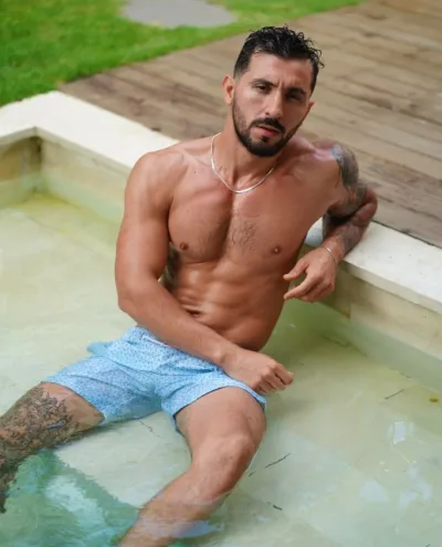 Bayram photo 1, asian, average, black hair, 178 cm, 72 kg, Hong Kong
