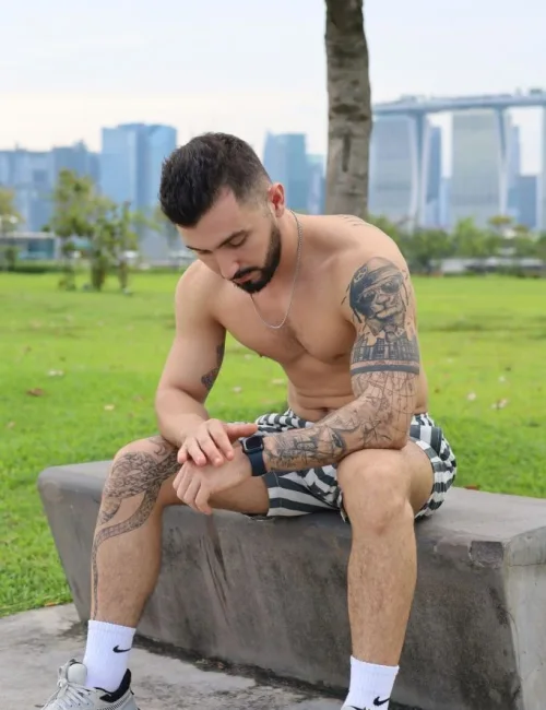 Bayram photo 14, asian, average, black hair, 178 cm, 72 kg, Hong Kong