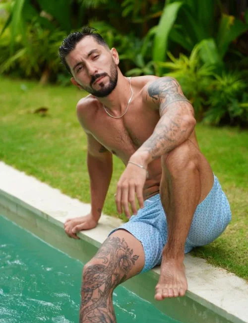 Bayram photo 3, asian, average, black hair, 178 cm, 72 kg, Hong Kong