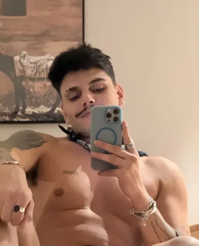 Zejdan photo 1, asian, average, black hair, 183 cm, 77 kg, Hong Kong