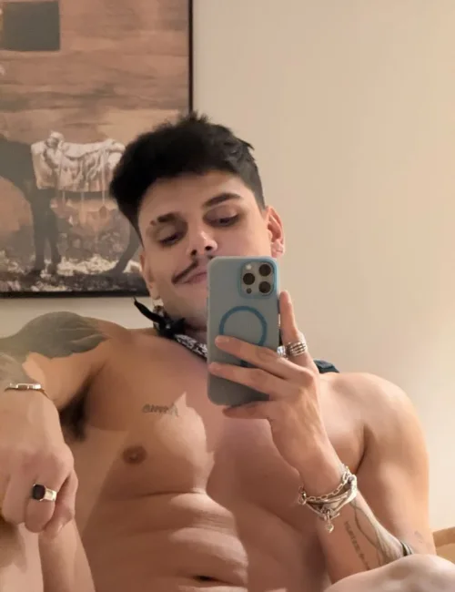 Zejdan photo 1, asian, average, black hair, 183 cm, 77 kg, Hong Kong