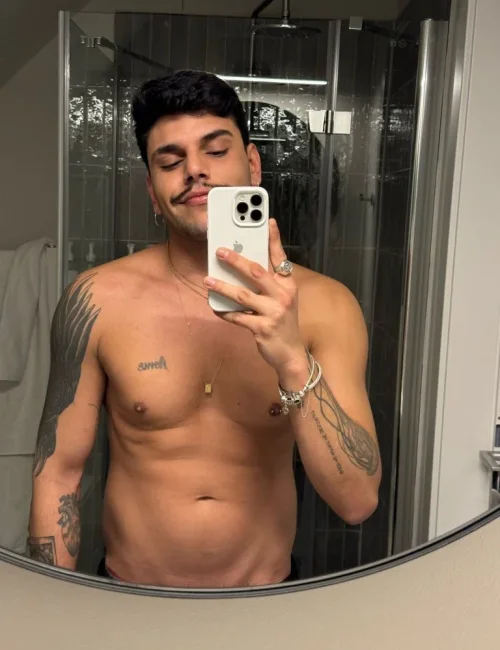 Zejdan photo 7, asian, average, black hair, 183 cm, 77 kg, Hong Kong