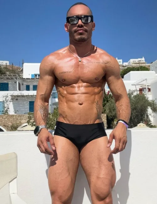 Vidal photo 57, european, average, black hair, 175 cm, 74 kg, Hong Kong