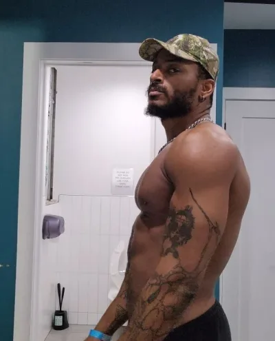 Vance photo 1, european, curvy, black hair, 188 cm, 100 kg, Hong Kong