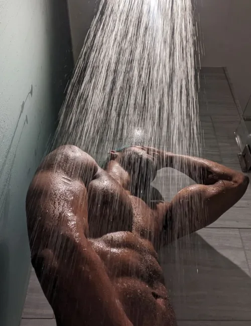 Vance photo 10, european, curvy, black hair, 188 cm, 100 kg, Hong Kong