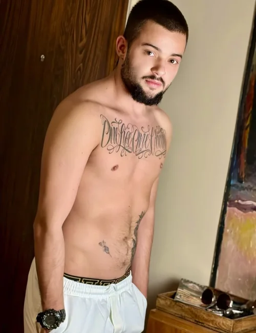 Travis photo 13, european, athletic, black hair, 168 cm, 58 kg, Hong Kong