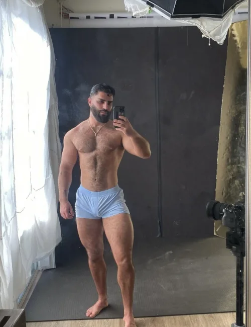 Hakan photo 16, european, busty, black hair, 178 cm, 93 kg, Hong Kong