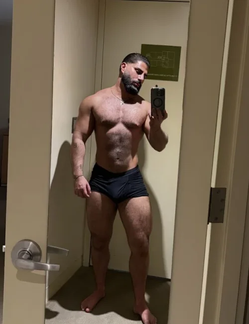 Hakan photo 7, european, busty, black hair, 178 cm, 93 kg, Hong Kong