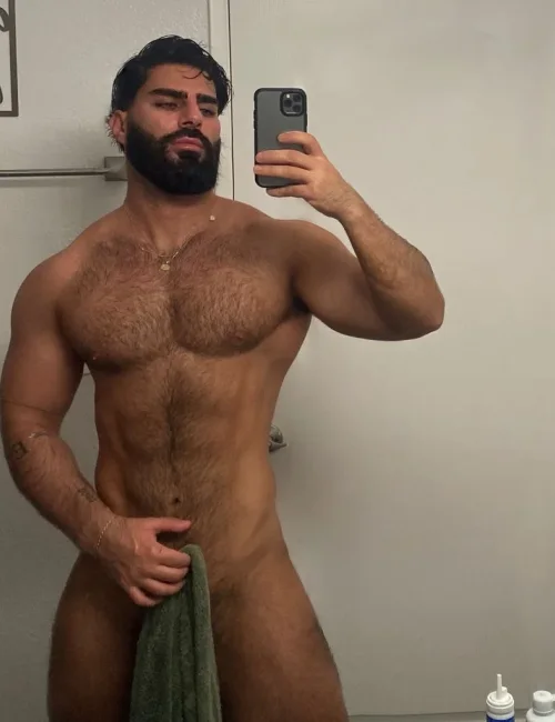 Hakan photo 9, european, busty, black hair, 178 cm, 93 kg, Hong Kong