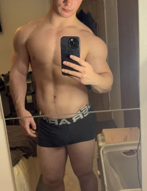 Benjamin photo 3, european, busty, brunette, 173 cm, 88 kg, Hong Kong