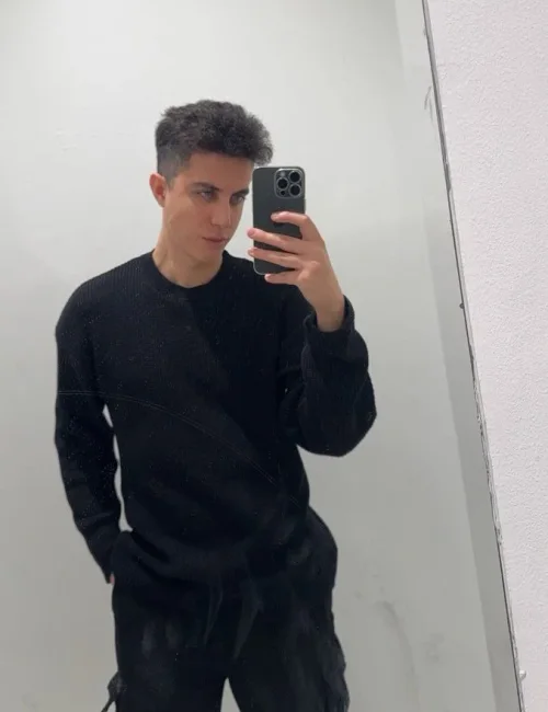 Brandon photo 9, european, athletic, brunette, 180 cm, 61 kg, Hong Kong