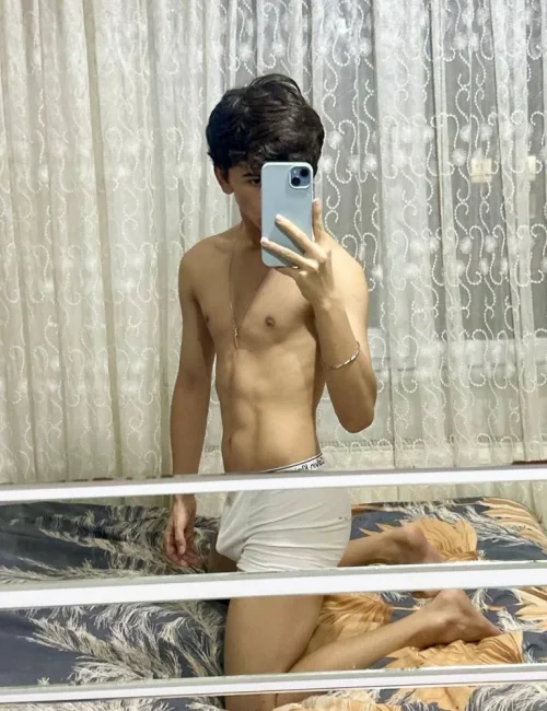 Alejandro photo 14, asian, slim, black hair, 165 cm, 49 kg, Hong Kong