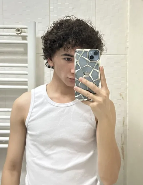 Alejandro photo 8, asian, slim, black hair, 165 cm, 49 kg, Hong Kong