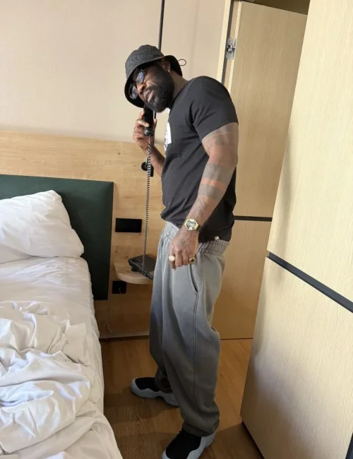 Domis photo 4, ebony, curvy, black hair, 183 cm, 95 kg, Hong Kong
