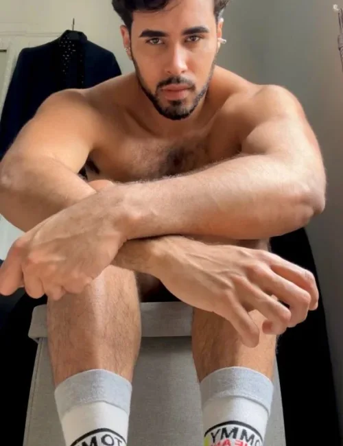 Antonio photo 39, asian, curvy, black hair, 178 cm, 81 kg, Hong Kong