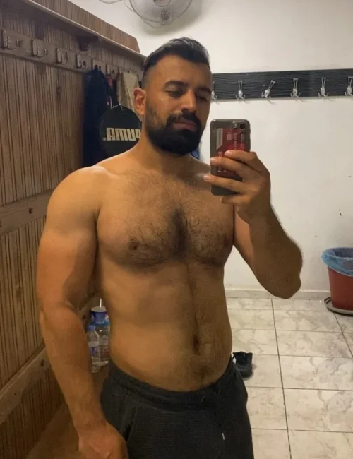 Ferhat photo 10, ebony, curvy, black hair, 178 cm, 81 kg, Hong Kong