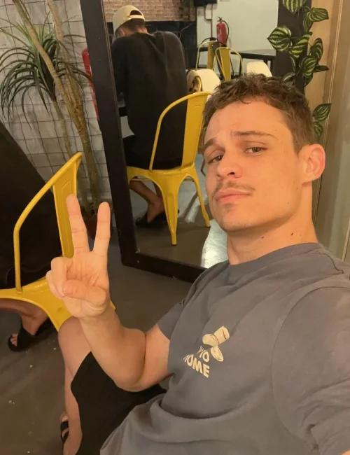 Axel photo 8, european, average, brunette, 188 cm, 81 kg, Hong Kong