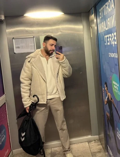 Burak photo 14, asian, athletic, black hair, 183 cm, 70 kg, Hong Kong