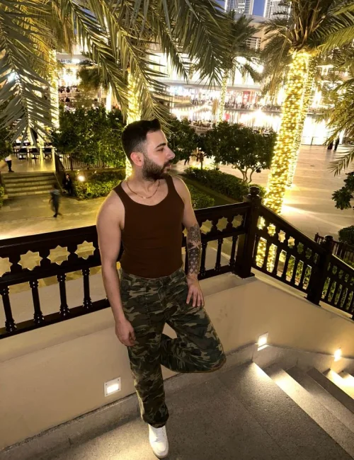 Burak photo 15, asian, athletic, black hair, 183 cm, 70 kg, Hong Kong