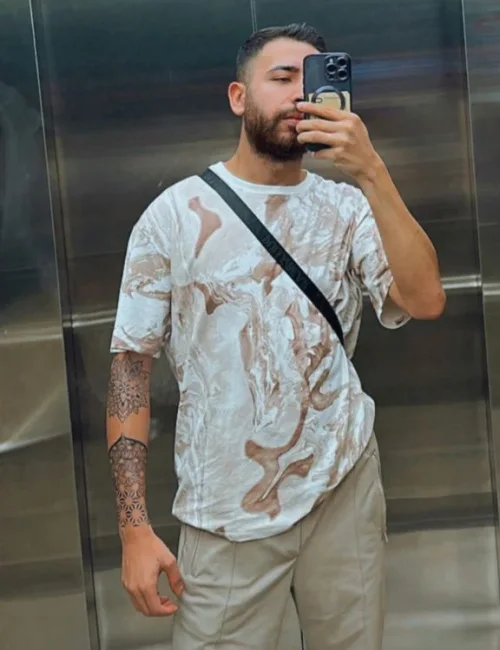 Burak photo 9, asian, athletic, black hair, 183 cm, 70 kg, Hong Kong