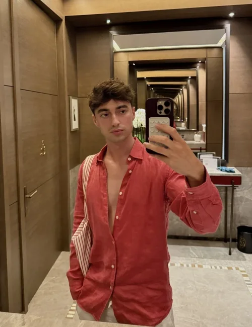 Tom photo 1, european, average, brunette, 170 cm, 65 kg, Hong Kong