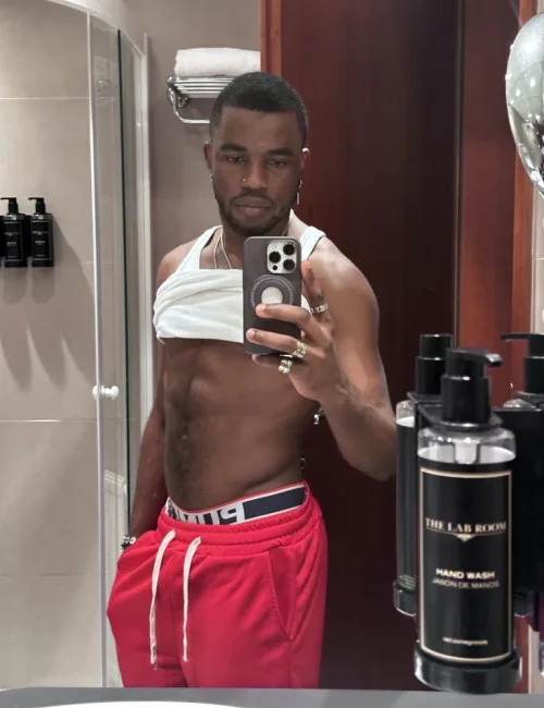 Blake photo 19, ebony, athletic, black hair, 173 cm, 65 kg, Hong Kong