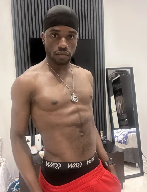 Blake photo 4, ebony, athletic, black hair, 173 cm, 65 kg, Hong Kong