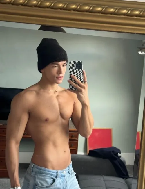 Tonny photo 9, european, athletic, brunette, 185 cm, 72 kg, Hong Kong