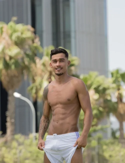 Vinicius photo 29, asian, average, brunette, 183 cm, 79 kg, Hong Kong