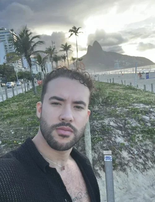 Carlo photo 14, european, average, black hair, 188 cm, 88 kg, Hong Kong