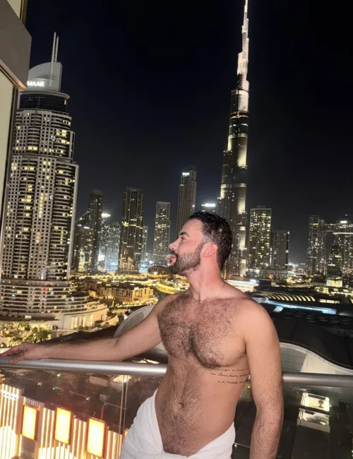 Carlo photo 6, european, average, black hair, 188 cm, 88 kg, Hong Kong