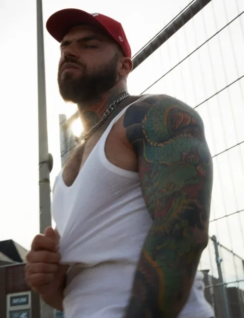 Valdemar photo 6, european, curvy, brunette, 190 cm, 100 kg, Hong Kong