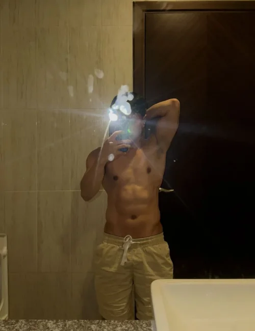 Nico photo 3, asian, athletic, black hair, 163 cm, 54 kg, Hong Kong