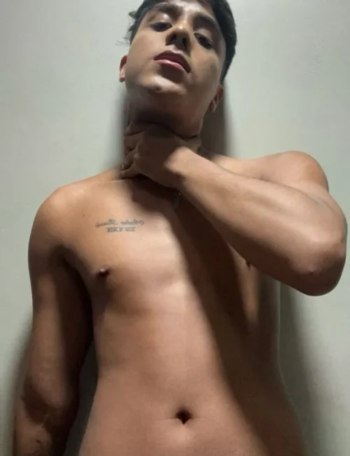 Valentino photo 11, asian, athletic, black hair, 178 cm, 65 kg, Hong Kong