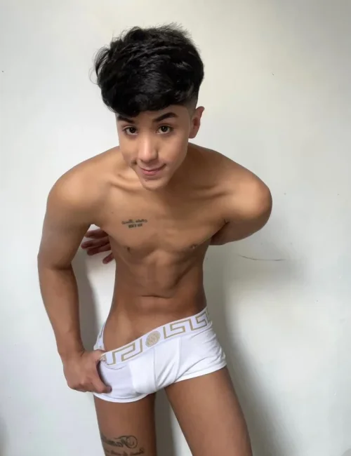 Valentino photo 21, asian, athletic, black hair, 178 cm, 65 kg, Hong Kong