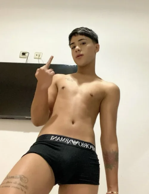 Valentino photo 41, asian, athletic, black hair, 178 cm, 65 kg, Hong Kong
