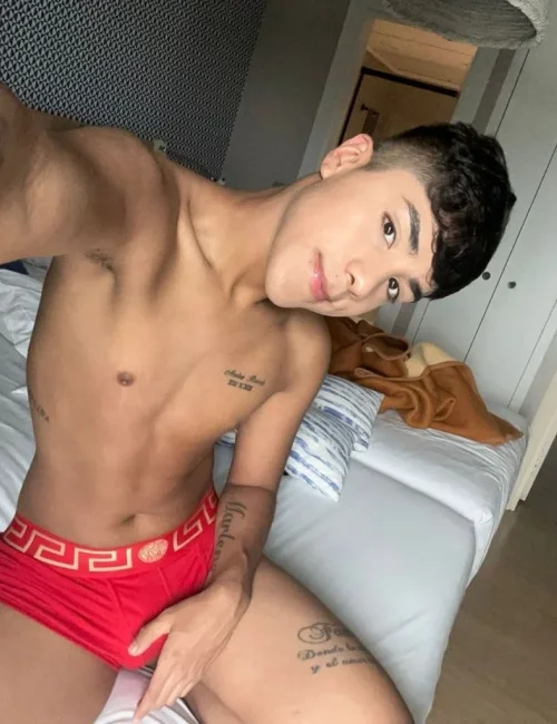 Valentino photo 9, asian, athletic, black hair, 178 cm, 65 kg, Hong Kong