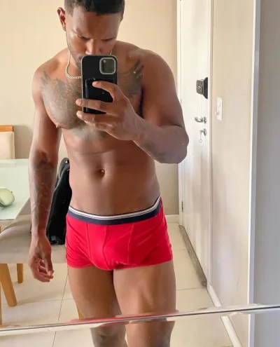 Caio photo 1, asian, curvy, black hair, 180 cm, 81 kg, Hong Kong