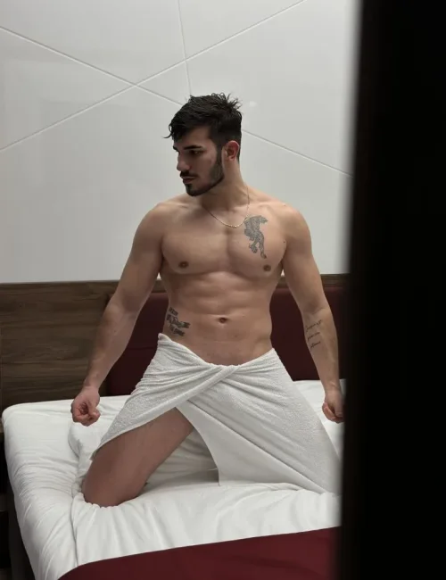 Boris photo 12, european, average, black hair, 188 cm, 86 kg, Hong Kong