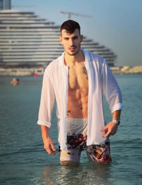 Boris photo 17, european, average, black hair, 188 cm, 86 kg, Hong Kong
